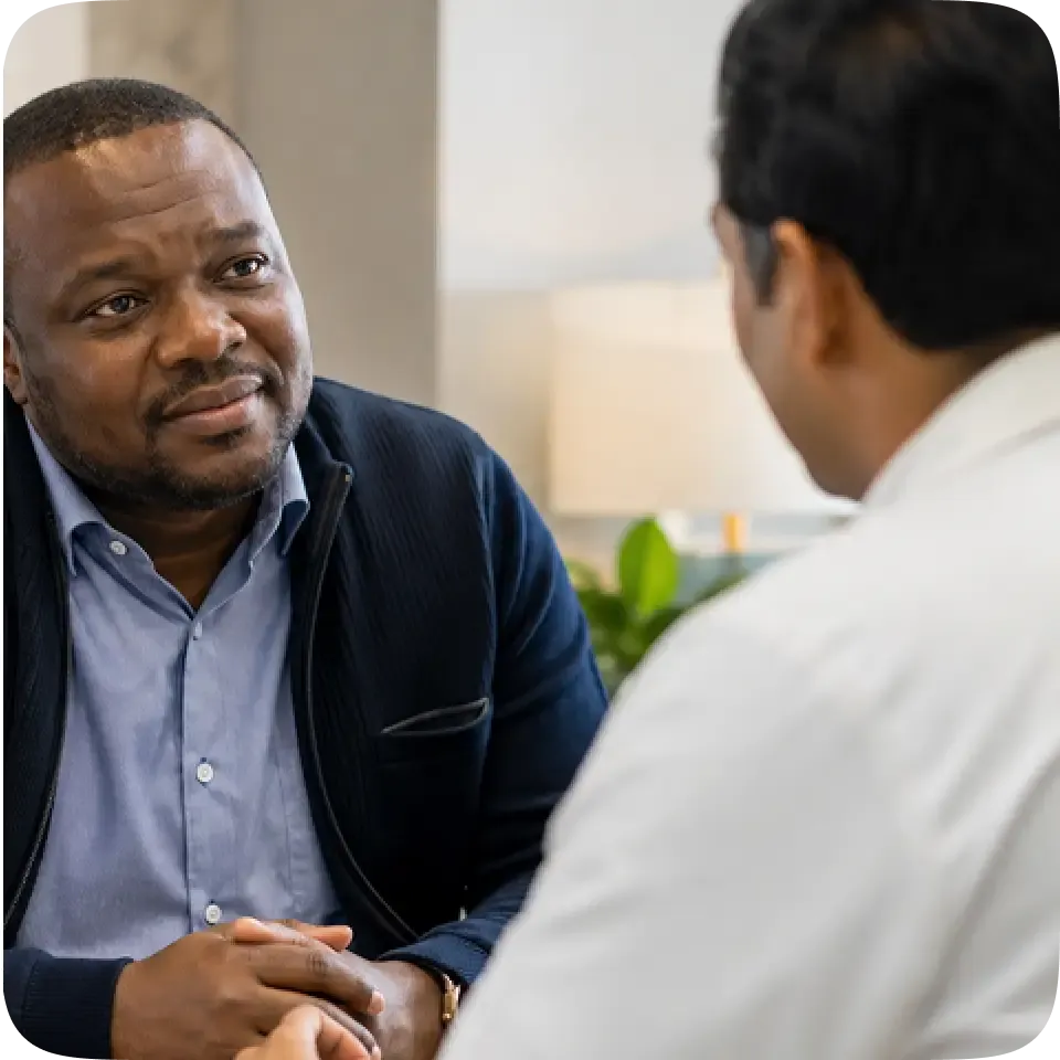 Doctor consulting with patient about kidney stone treatment